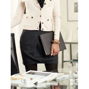 CAbi 629 Andy’s Skirt in Coal, NWT